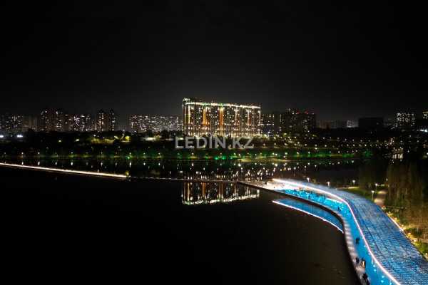 Набережная озера Сайран 